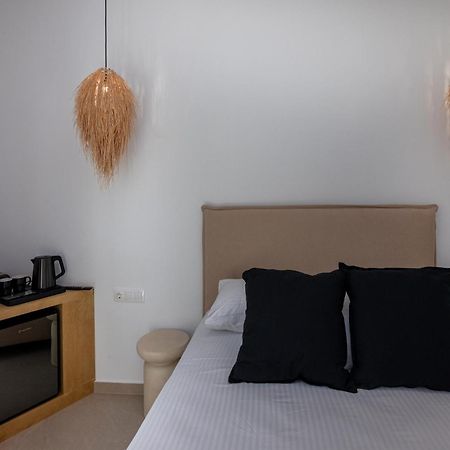 Alora Suites Тинос Экстерьер фото